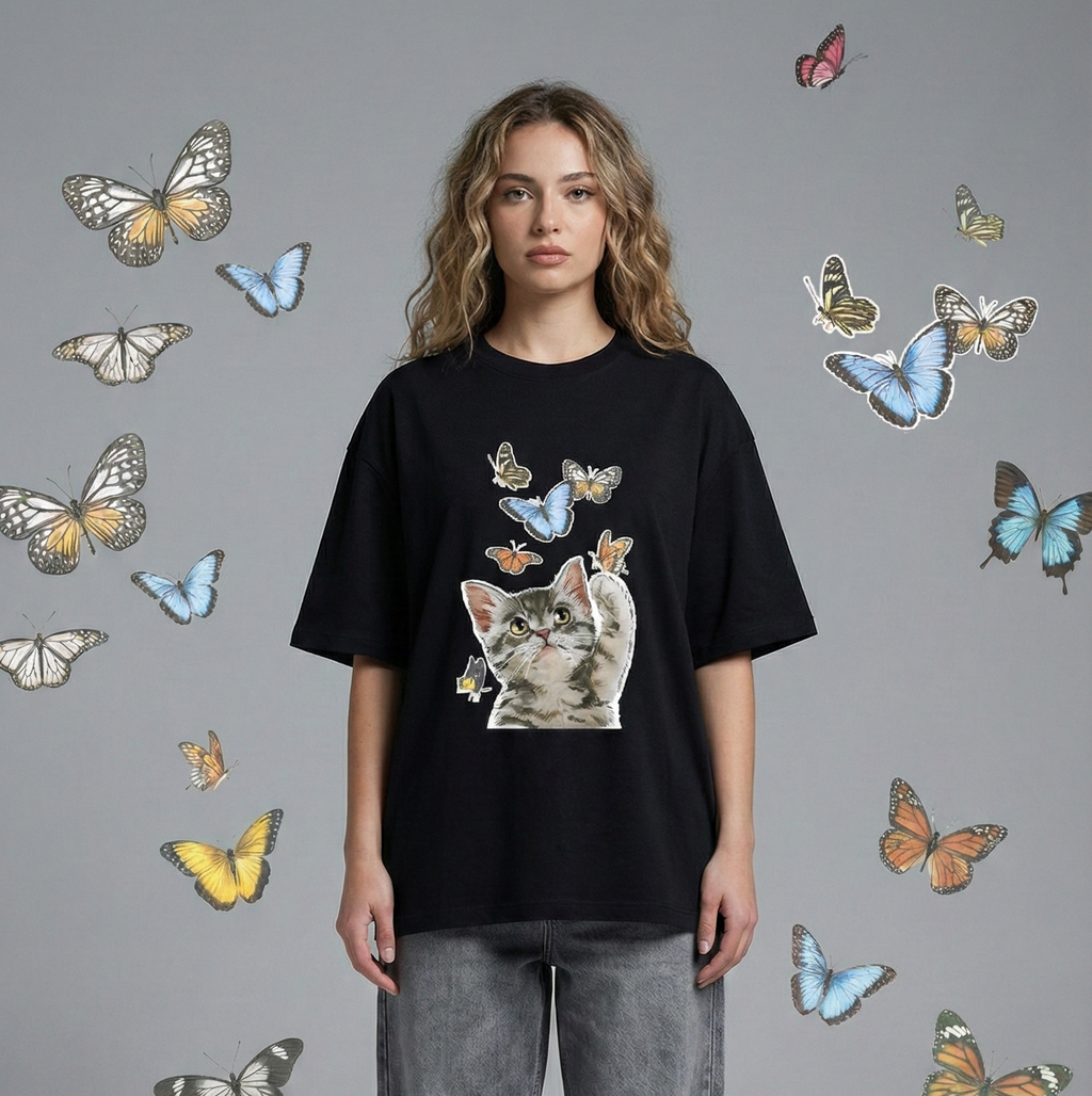 Butterflies and Cat : Oversized Smockey Tee